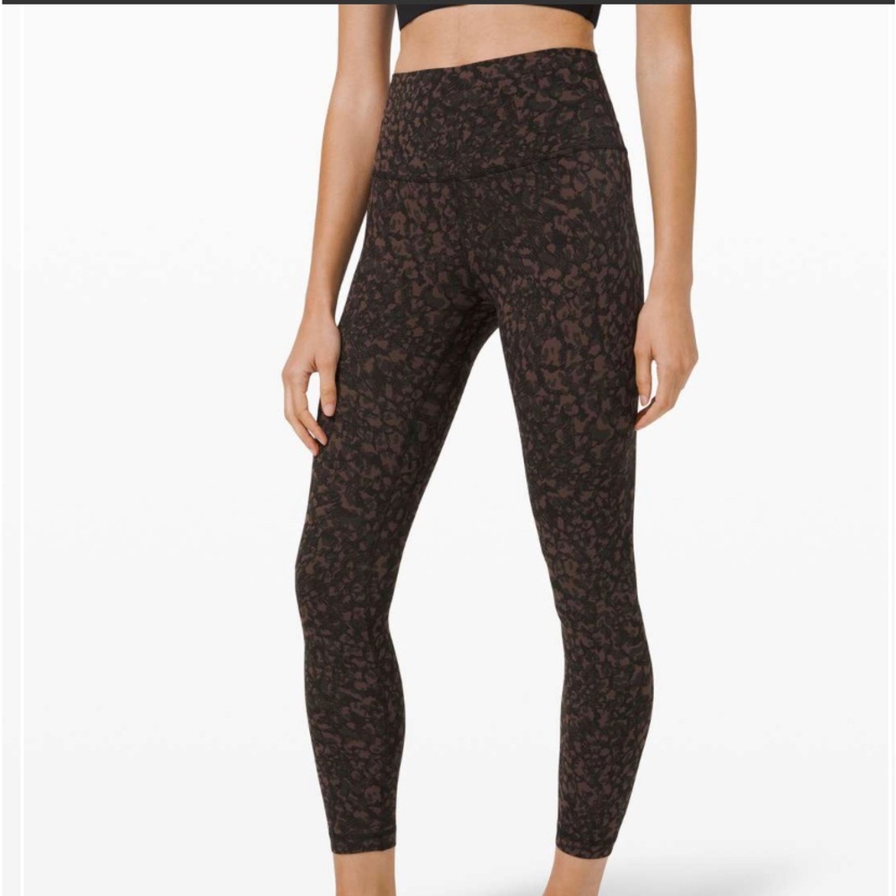 Align II tight , 25” in Wild Thing Camo Brown Earth Multi